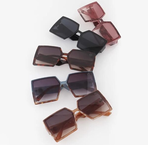 Oversized Square Geometrical Sunglasses